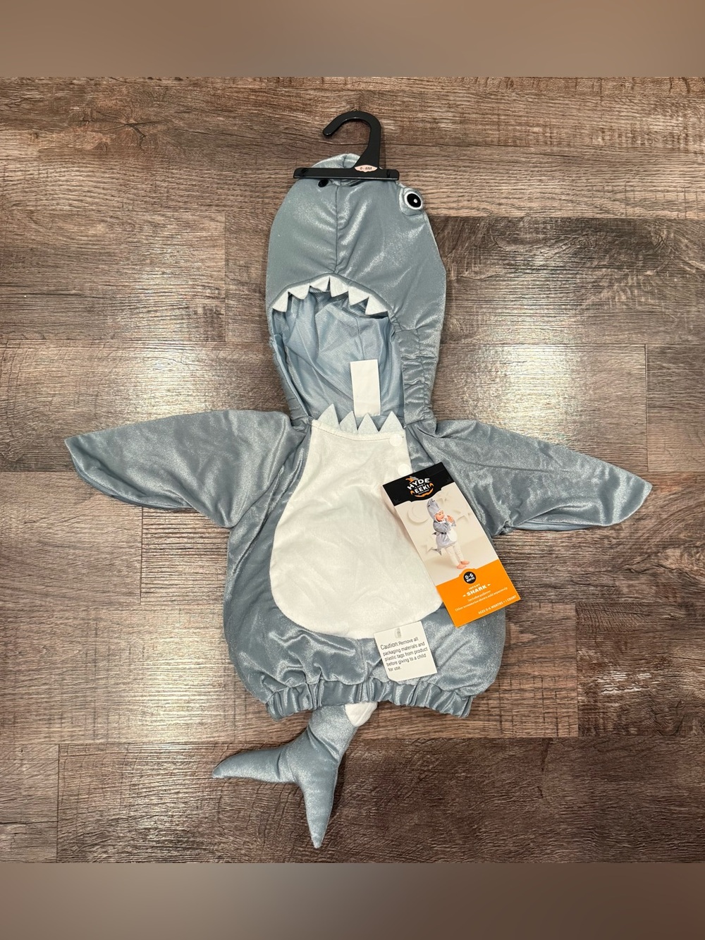 NWT Hyde and Eek Shark Hooded Halloween Costume With Tail Infant 0-6 Months